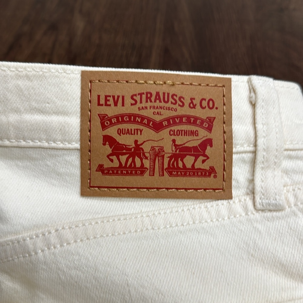 Levi’s - Ribcage Straight - Picture 5 of 11